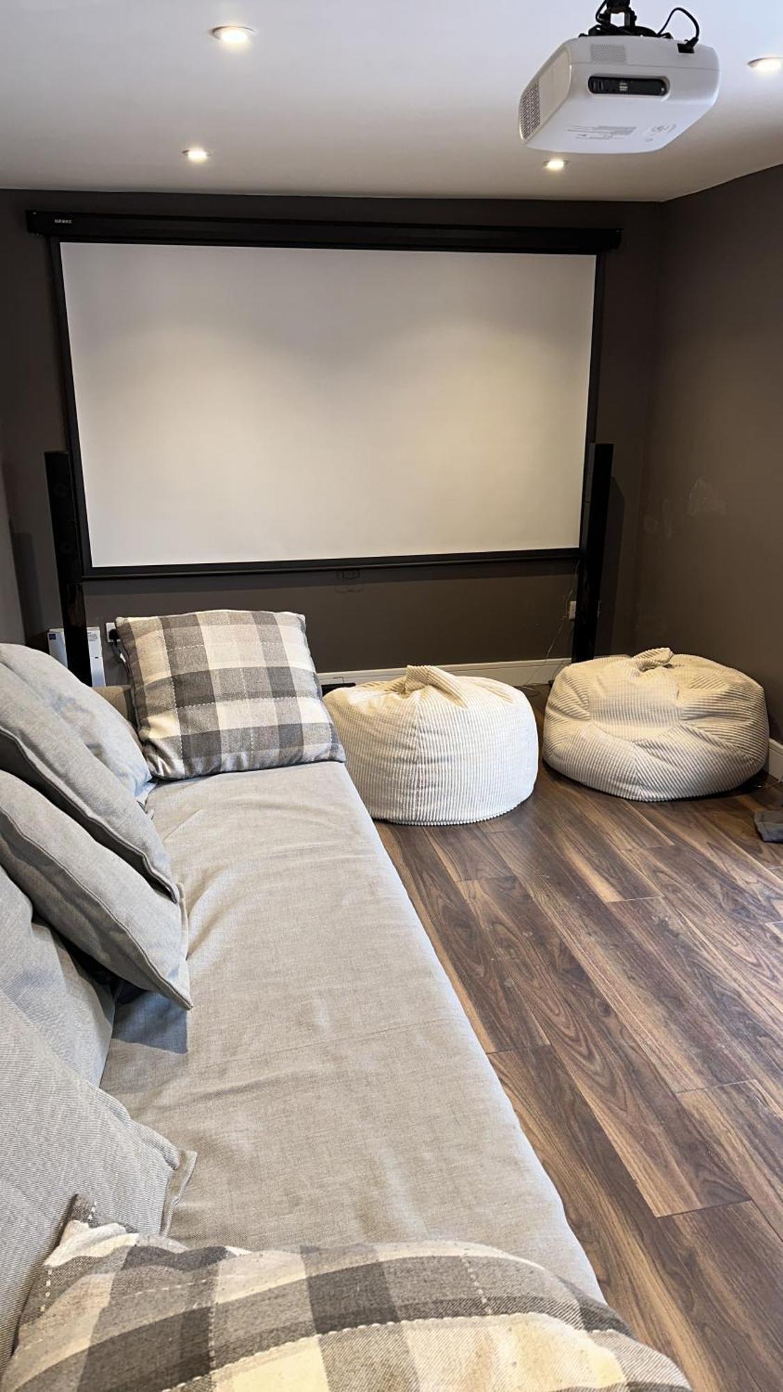 Modern Harrogate House Sleeps 10, Cinema Room & Hot Tub Luaran gambar